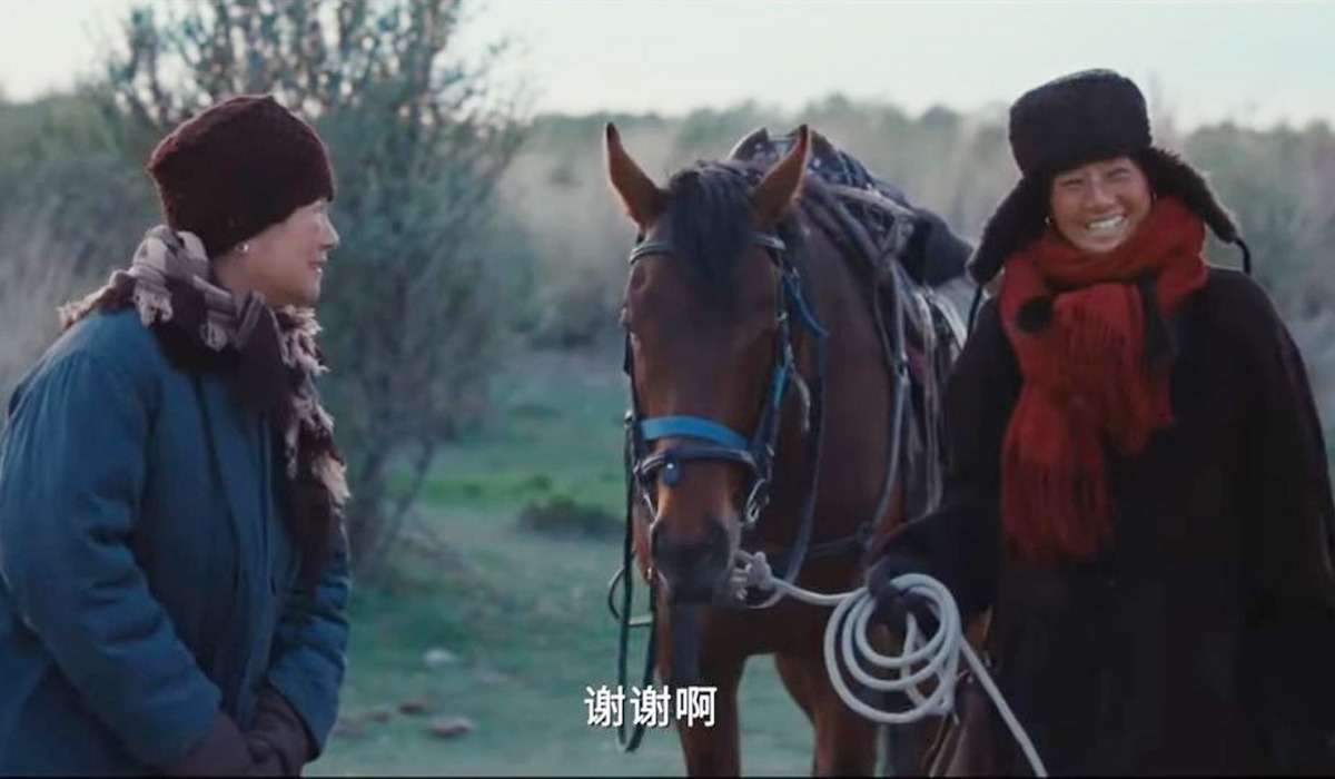 Интернеттегі трусикидегі қыздардың фотосуреттері